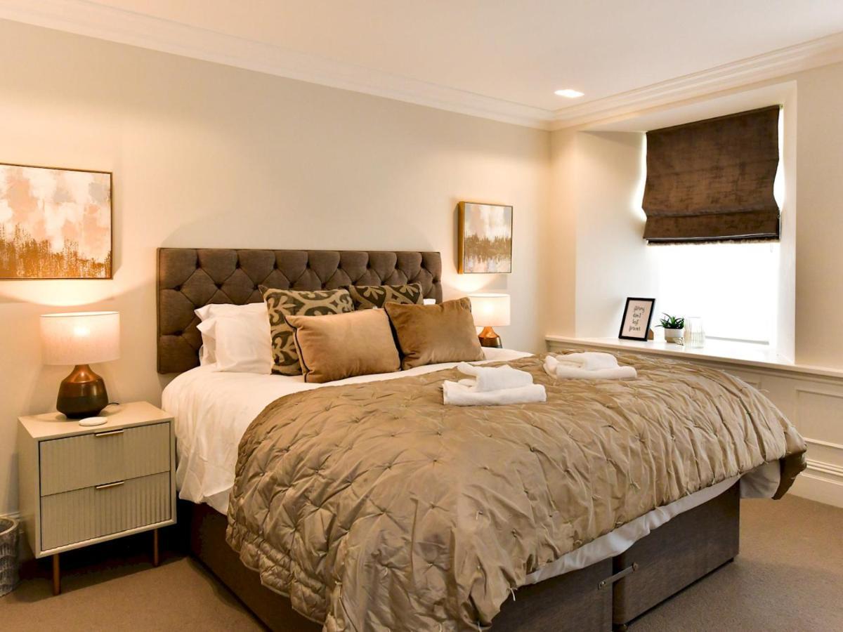 Pass The Keys Beautiful 2 Bed Apartment With Parking In The Bay Cardiff Exterior photo