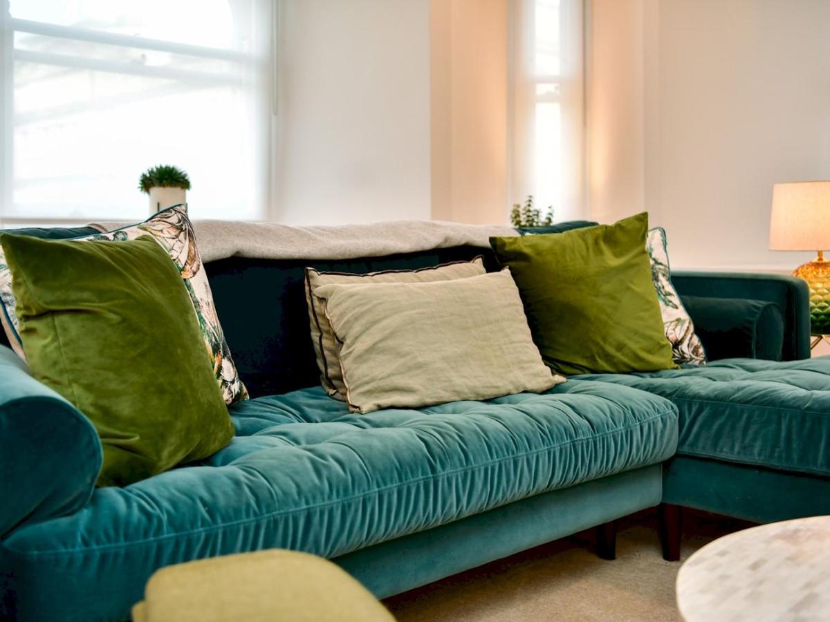Pass The Keys Beautiful 2 Bed Apartment With Parking In The Bay Cardiff Exterior photo